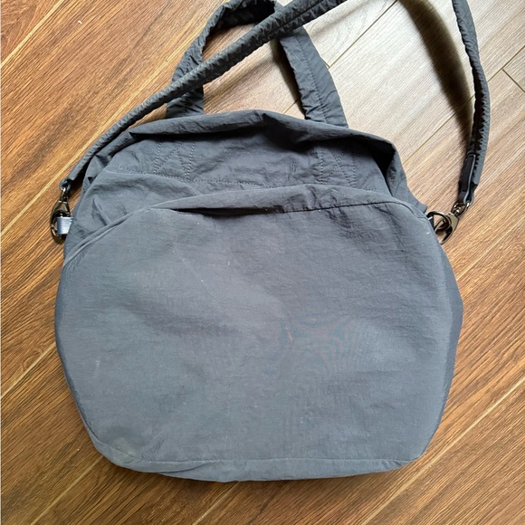 ODODOS navy travel tote with 2 handle options. Great condition! - Picture 5 of 7